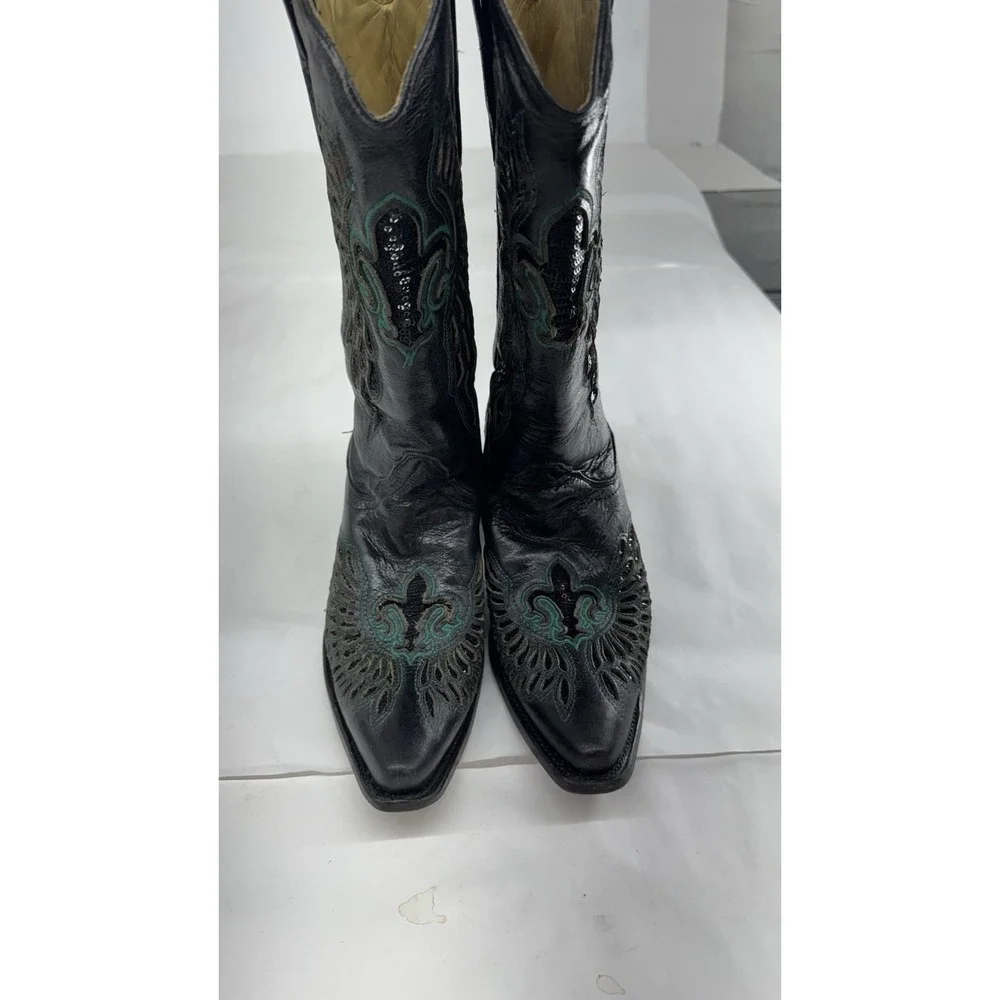 Corral Boots beautiful vintage